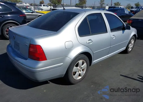 2003 Volkswagen Jetta Gls 1.8T from USA, damaged, VIN 3VWSE69M93M038683